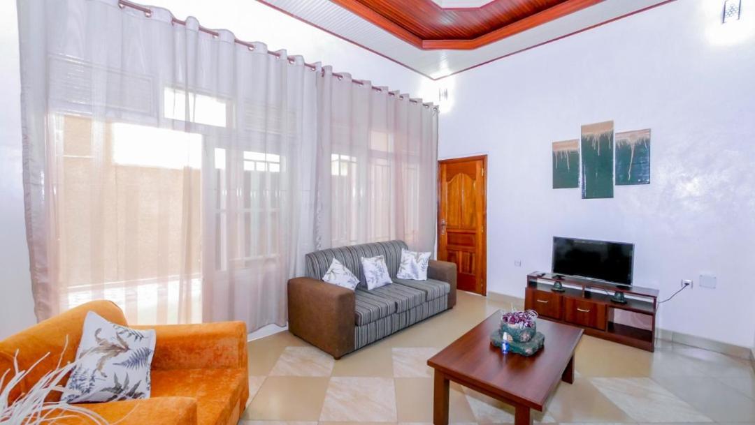 Da Vinci House Acomodação com café da manhã Kigali Exterior foto